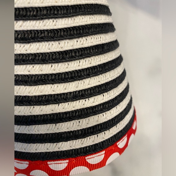 Disney parks sun hat,  Minnie Mouse women’s sun hat,packable. - Picture 15 of 16